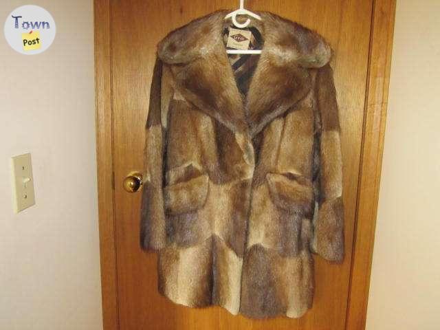 Photo of WOMEN'S GENUINE PURE MUSKRAT FUR COAT FOR SALE