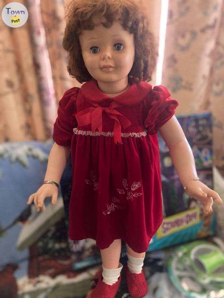 Photo of  a 1960s 3 ft shirley temple doll