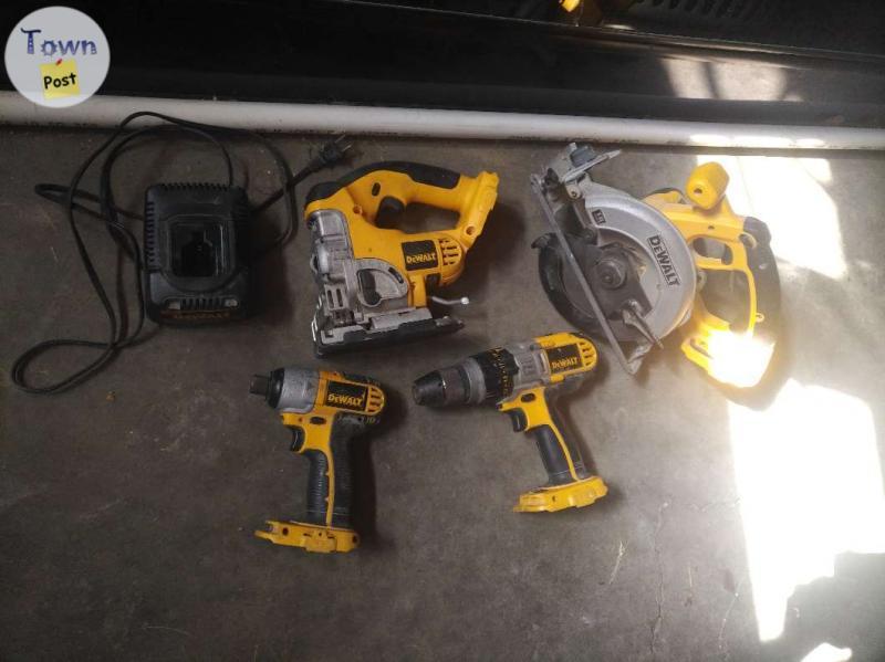 Photo of 6 Piece DEWALT Cordless Tool Set